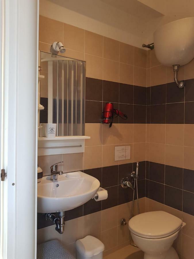 Morgagni House Affittacamere 2*